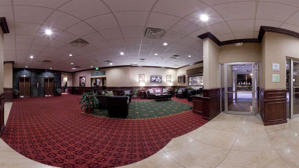 Doubletree By Hilton Neenah Bagian luar foto